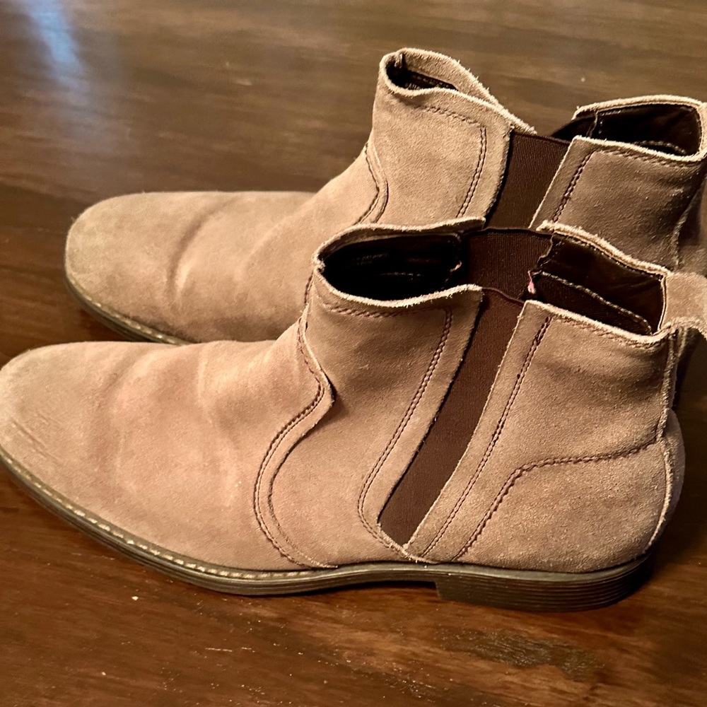 Hush Puppies Men Suede Boots Sz 9.5